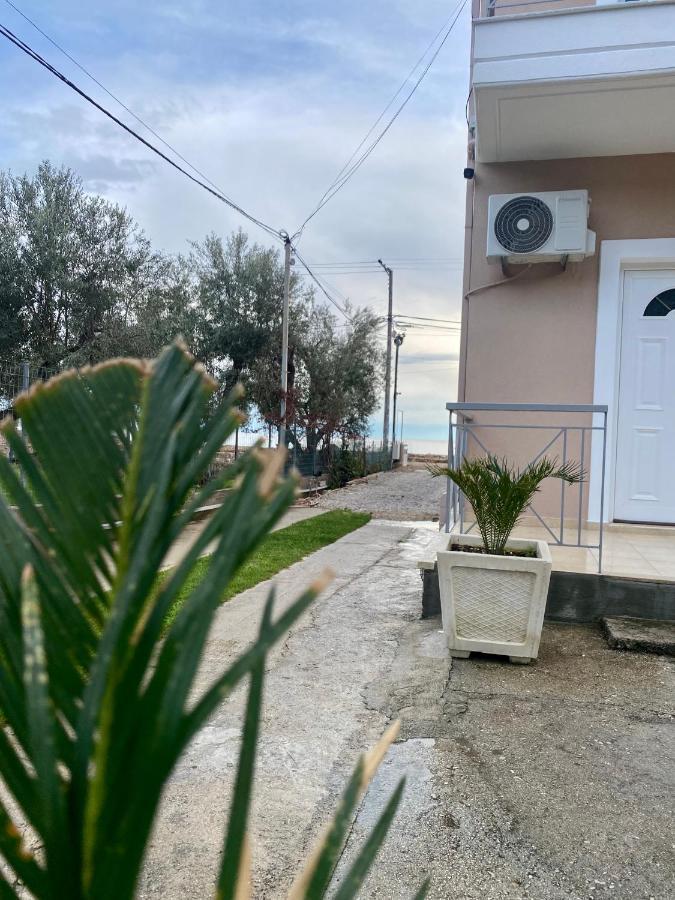 Vangjelis Hotel ヒマラ エクステリア 写真