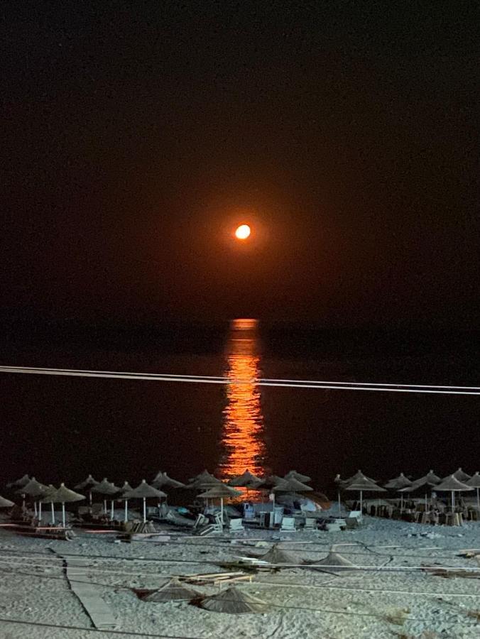 Vangjelis Hotel ヒマラ エクステリア 写真