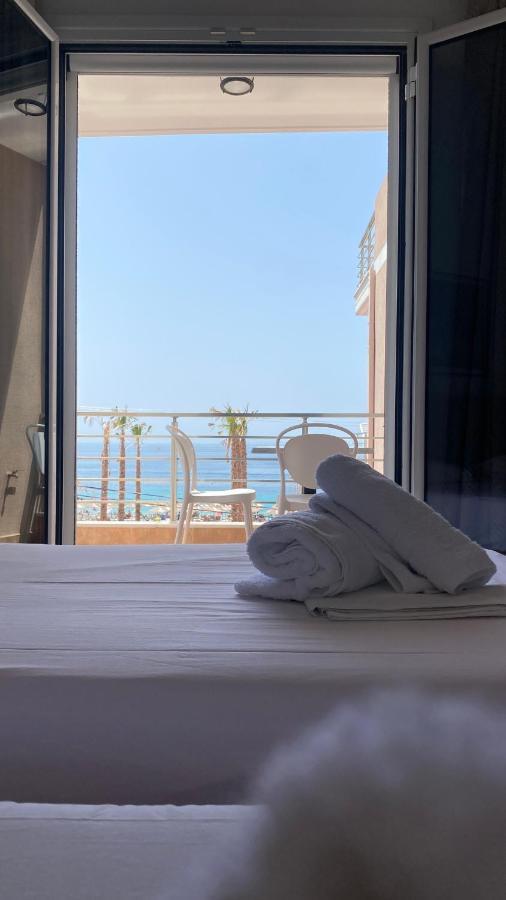 Vangjelis Hotel ヒマラ エクステリア 写真