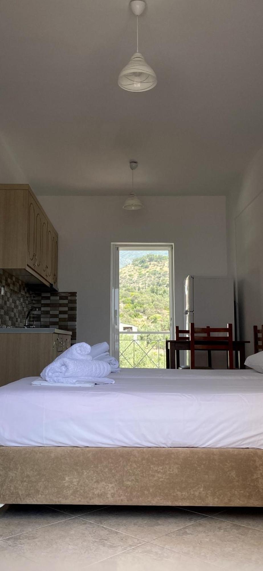 Vangjelis Hotel ヒマラ エクステリア 写真