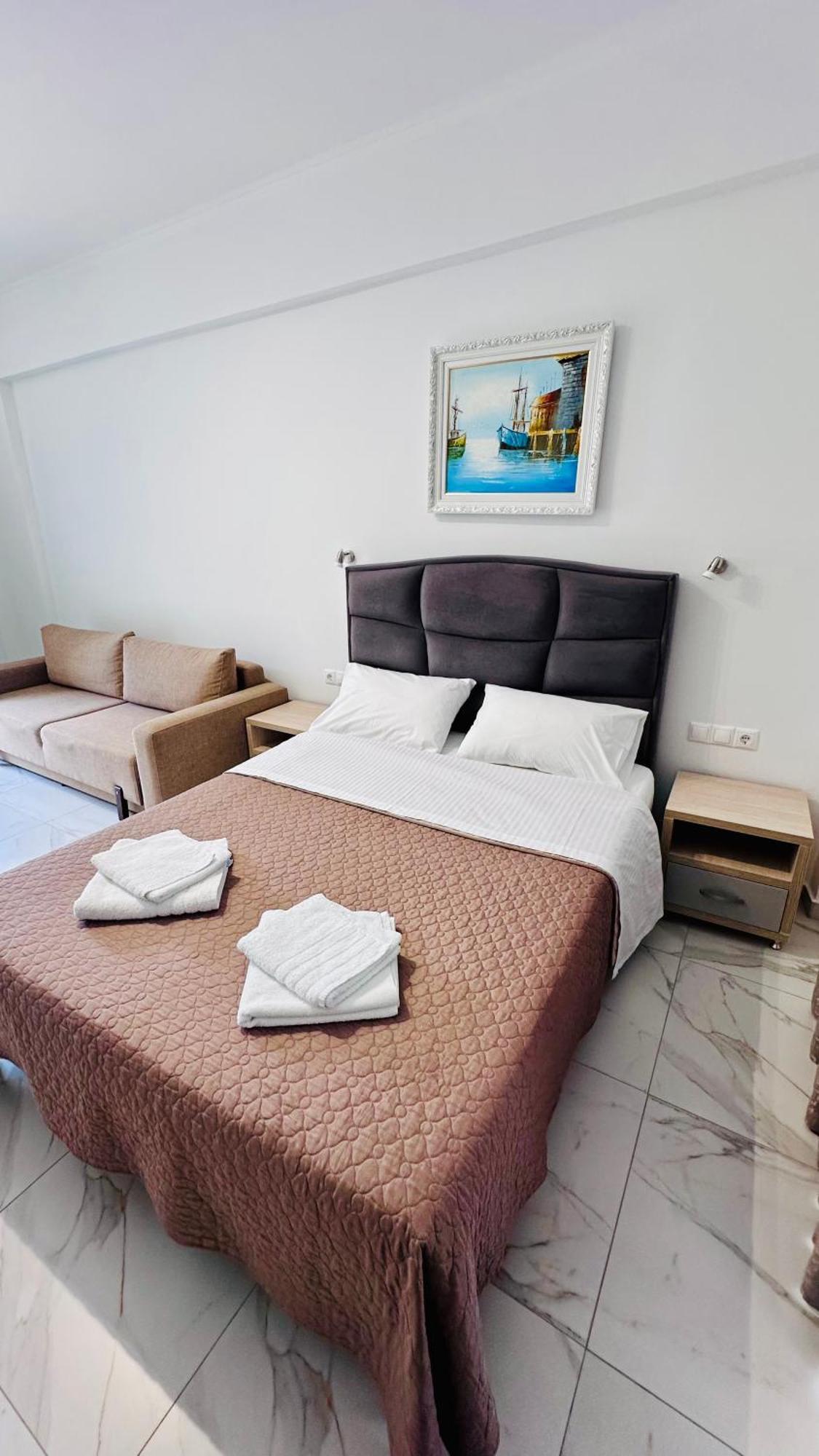 Vangjelis Hotel ヒマラ エクステリア 写真